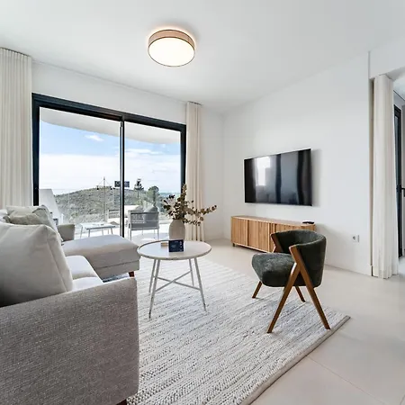 Coastal Retreat With Shared Pool, * Fuengirola