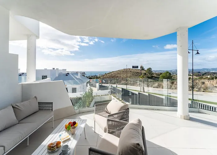 Coastal Retreat With Shared Pool, * Fuengirola